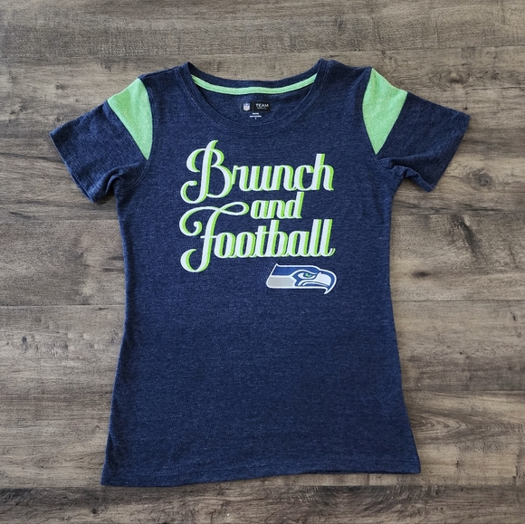 NFL Seattle Seahawks Brunch Football Short Sleeve Tee Women's Small - Picture 3 of 13